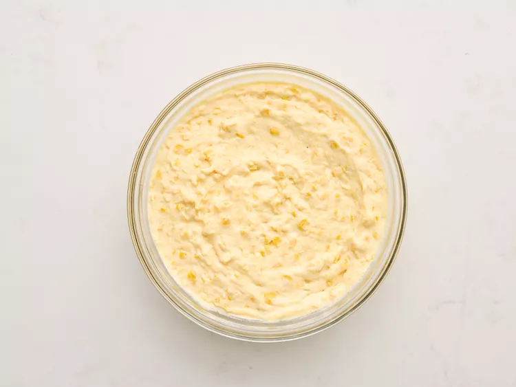 Easy Creamy Corn Casserole Recipe for Thanksgiving