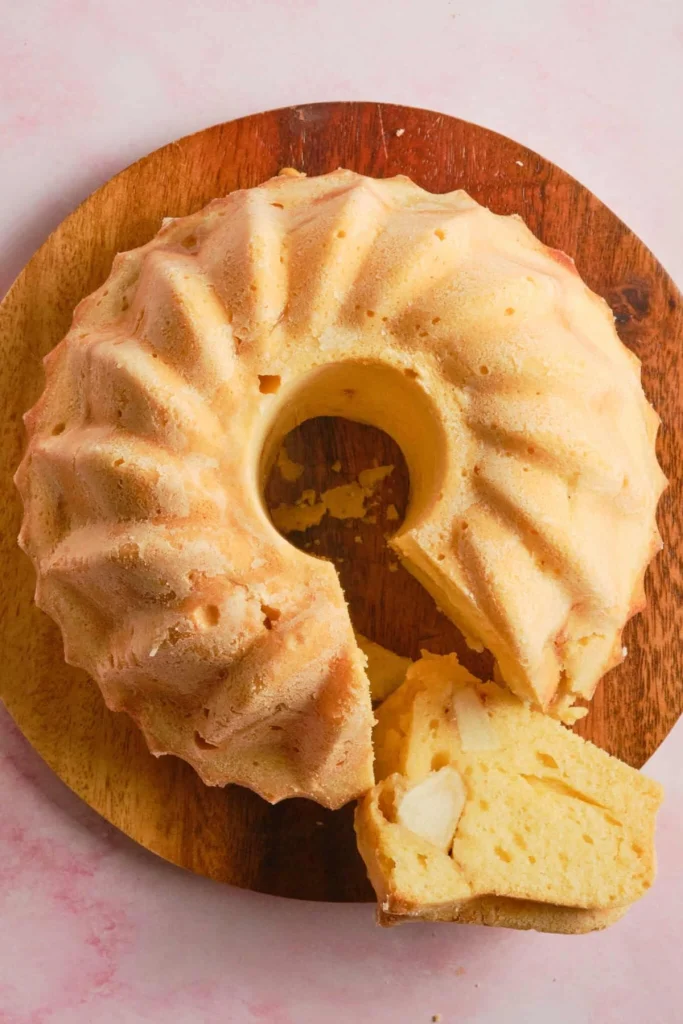 Classic Jewish Apple Cake Recipe – Moist, Cinnamon-Spiced & Easy to Make Classic Jewish Apple Cake Recipe